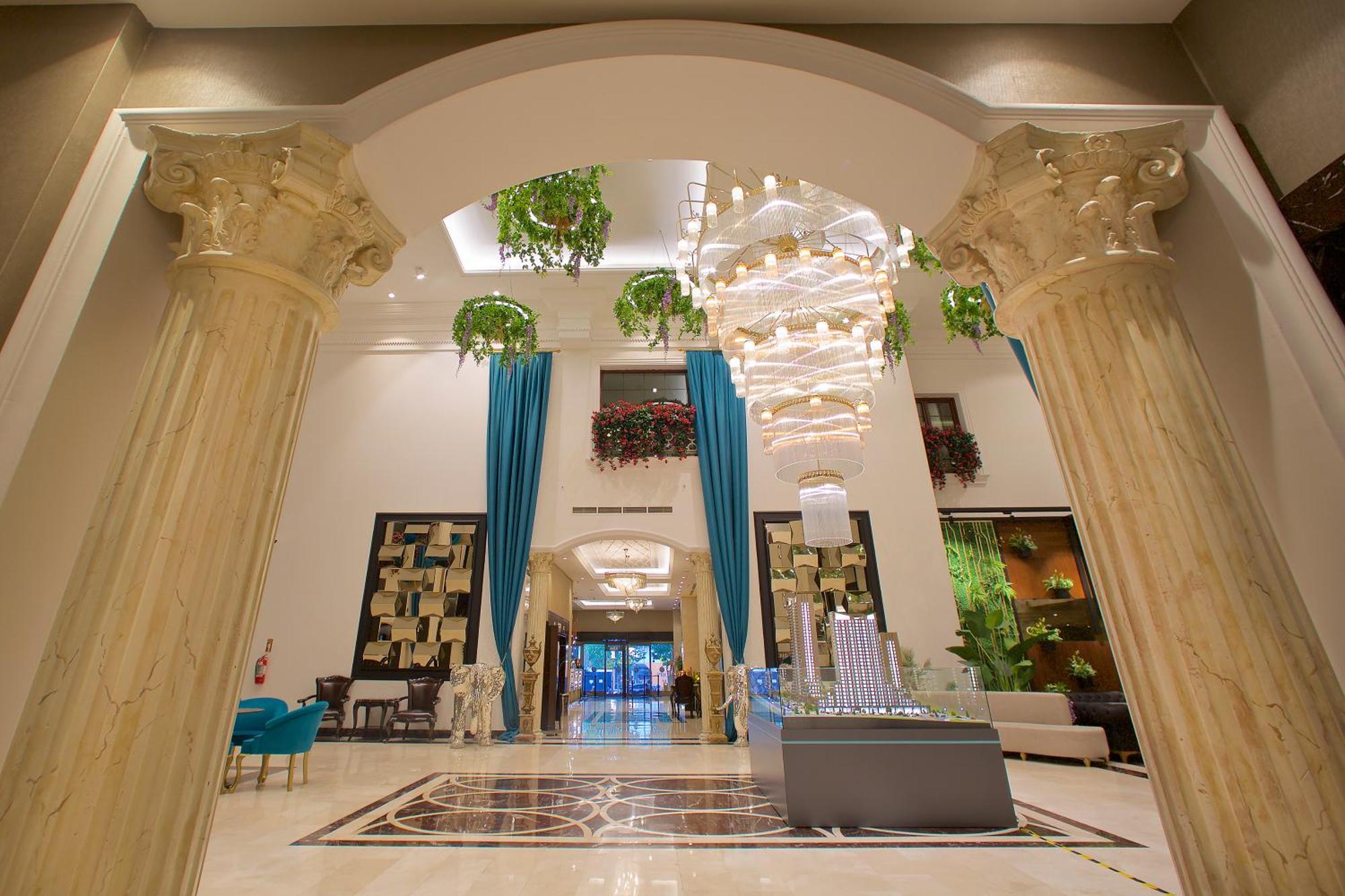 Ramada By Wyndham Istanbul Merter Luaran gambar Lobby